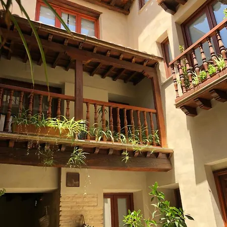 Apartment Apart. Entrepatios Toledo