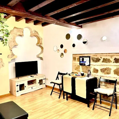 Apart. Entrepatios Apartment
