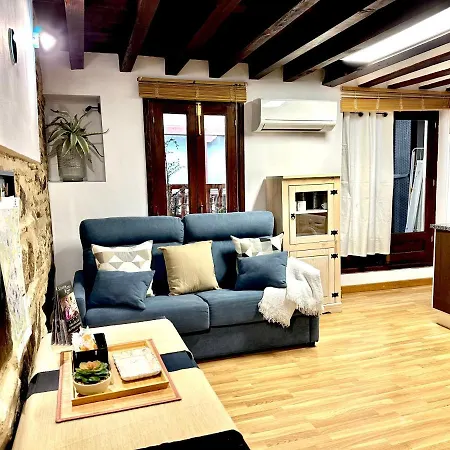 Apart. Entrepatios Apartment